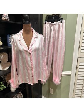 Linea Donatella Pink Stripe Feather‑Trim Pajama Set – Size Large